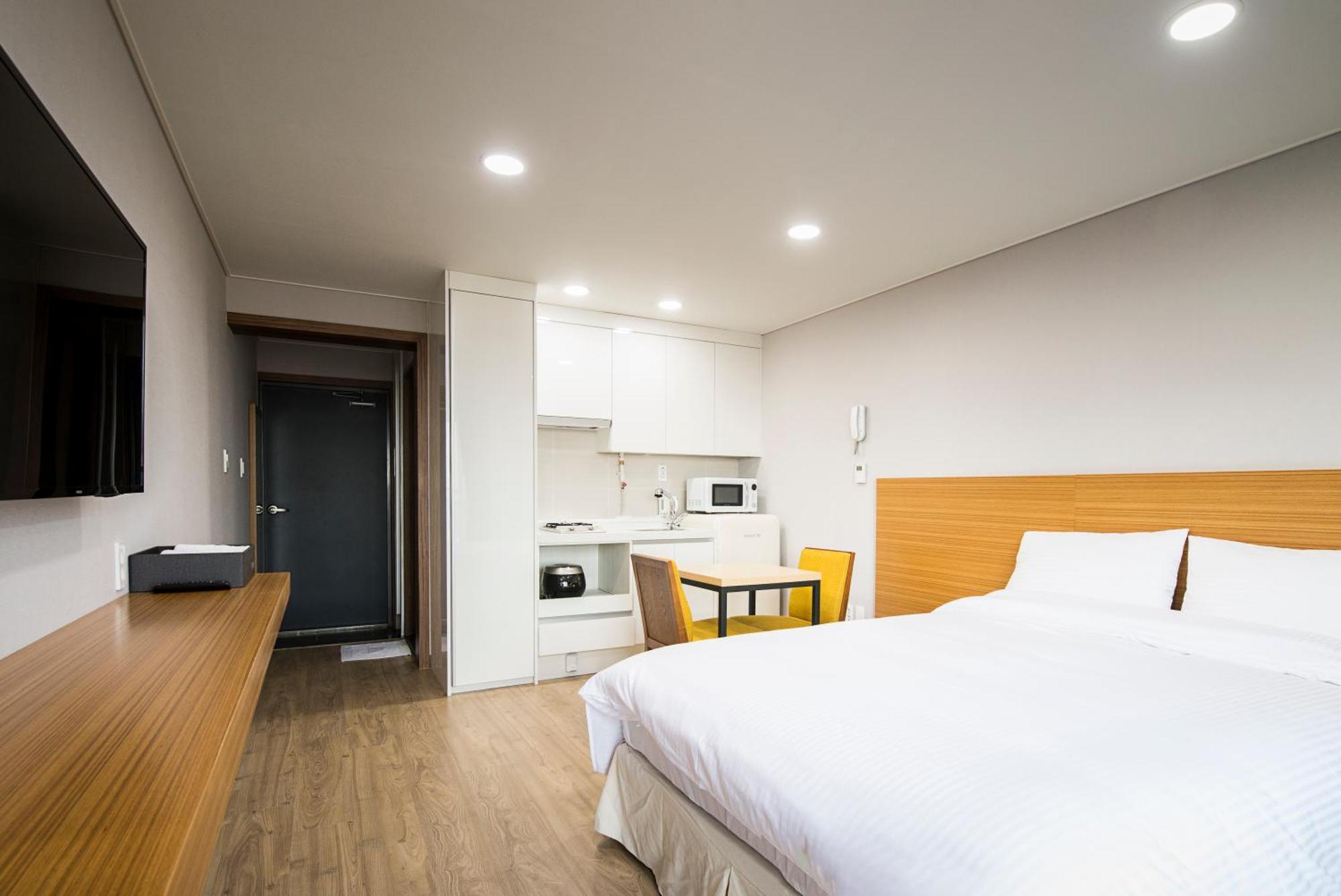 W Ocean Pension Σεογκουίπο Εξωτερικό φωτογραφία